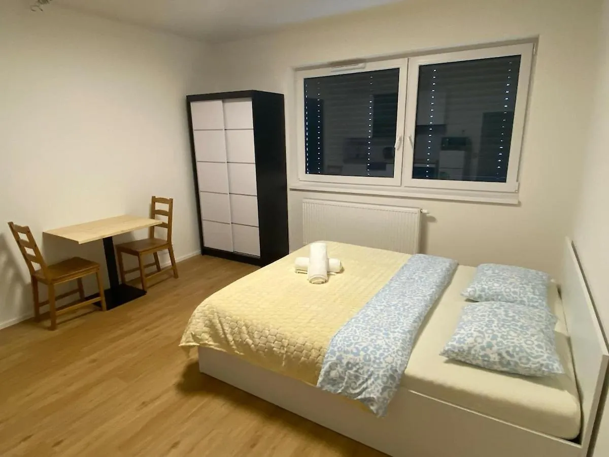شقة Apartment, 5Min Downtown برنو